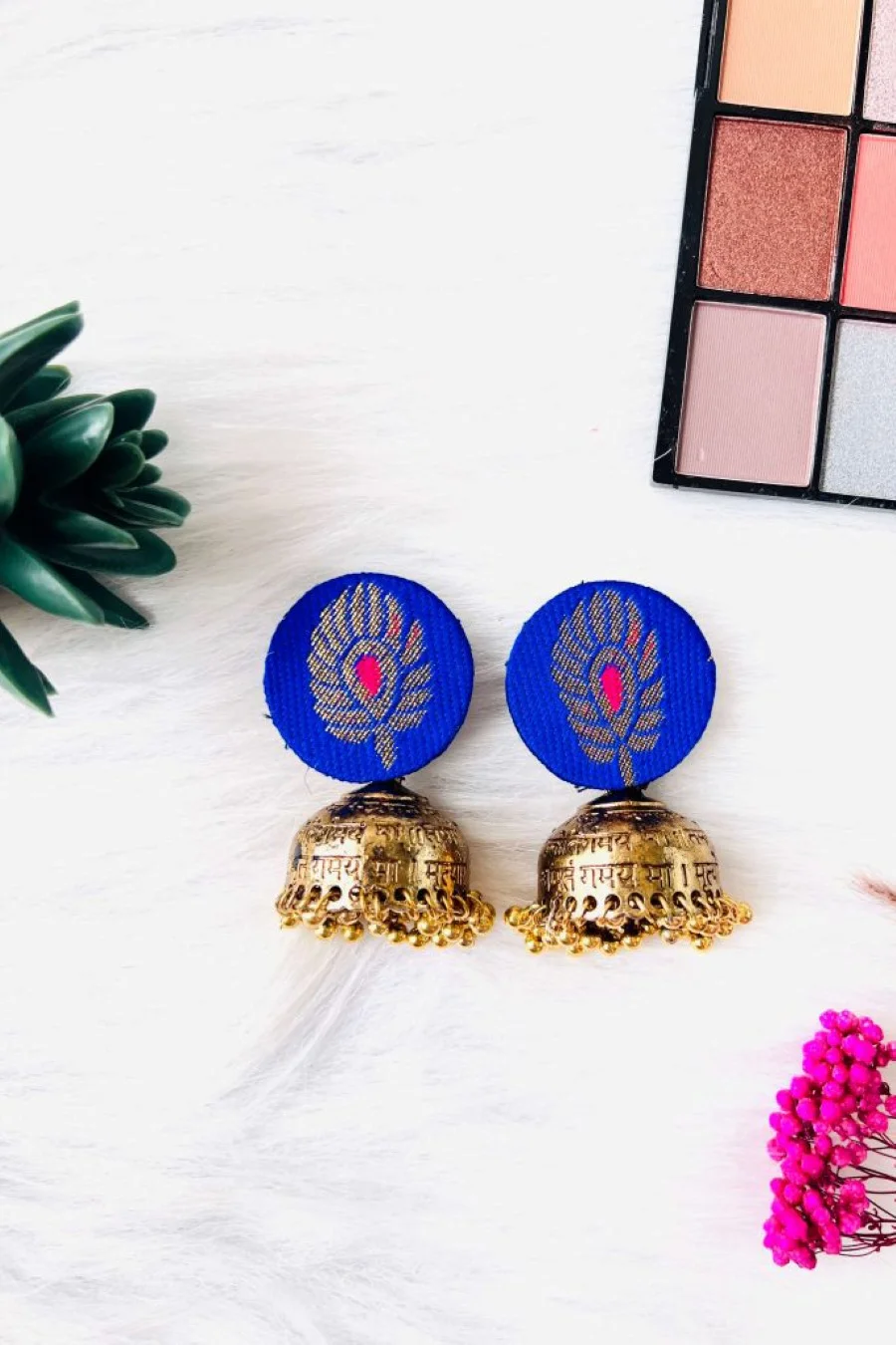 blue-color- morpankh-printed- jhumka-earrings (4)
